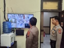 Pastikan Tahanan Aman, Kapolres Murung Raya Cek Langsung CCTV Ruang Tahanan