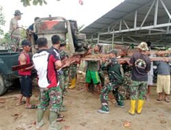 Satgas TMMD Datangkan Molen Percepat Pengecoran Langgar Darussalam