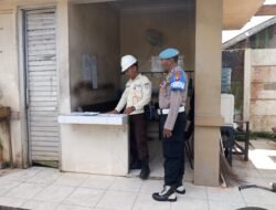 Jaga Kamtibmas Kondusif, Polsek Sungai Sampit Patroli Siang Ke Kawasan Perusahaan