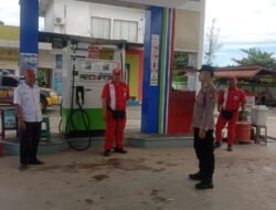 Cegah Penyalahgunaan Distribusi BBM Polsek Baamang melaksanakan Patroli Dialogis SPBU di WilkumPolsek Baamang.