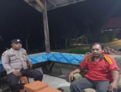Sambang Dialogis Malam Hari, Polsek Permata Kecubung Ajak Warga Waspada Kejahatan