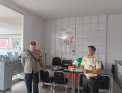 Patroli Ranmor  Polsek Kapuas Barat Sasar Bank BRI Mandomai Untuk Meningkatkan Keamaan Dan Mencegah Kriminalitas