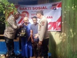Sambut Hari Bhayangkara Ke 79, Polsek Selat Polres Kapuas Berikan Bantuan Salurkan Bantuan Sosial