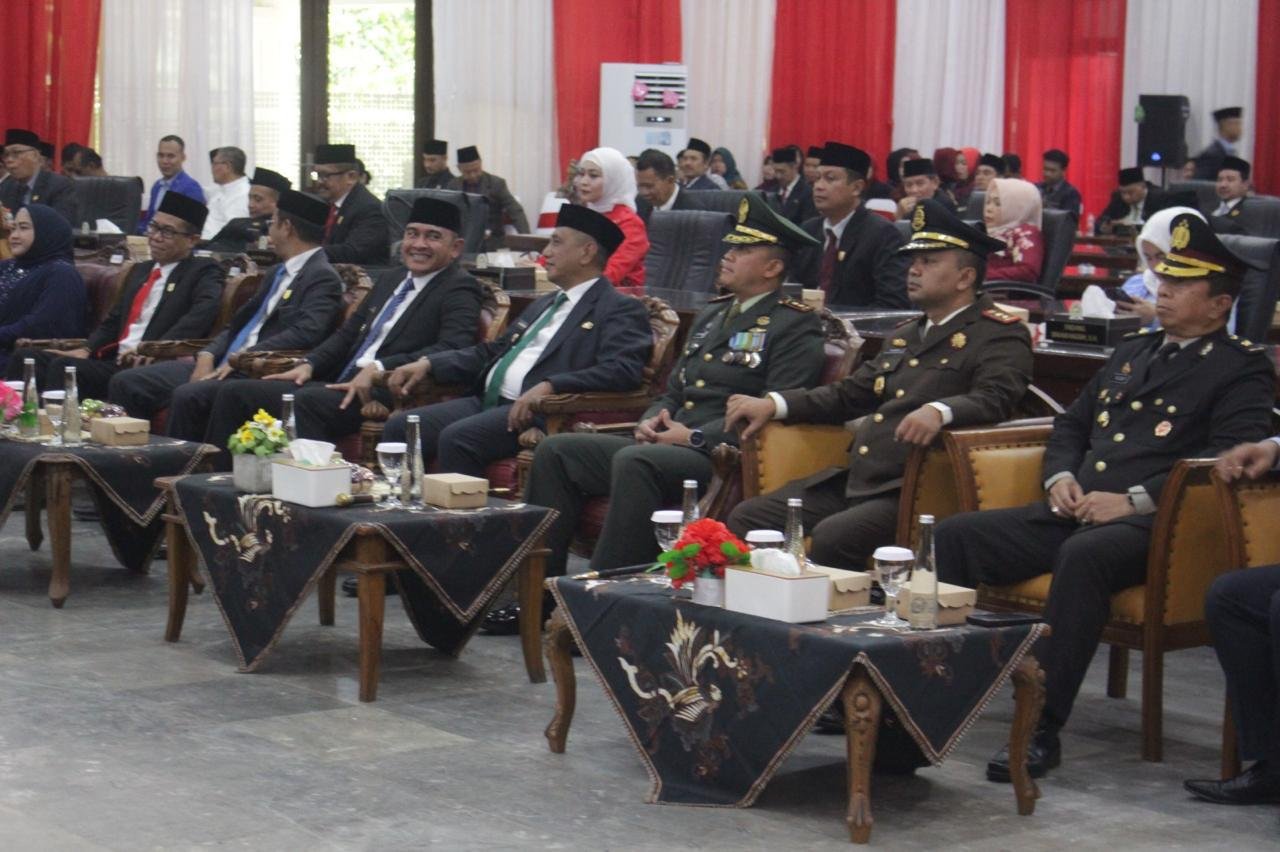 Dandim 1009/Tanah Laut Menghadiri Rapat Paripurna DPRD Kabupaten Tanah Laut Dalam Rangka HUT RI Ke – 80