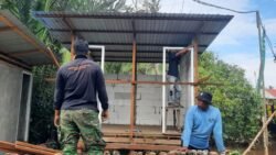 Satgas TMMD ke-125 Kodim 1007/Banjarmasin Lanjutkan Pembangunan MCK di Kuin Kecil