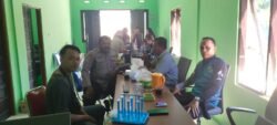 Polsek Ketapang Sosialisasi Saber Pungli Di Desa Bengkuang Makmur .