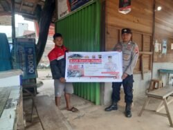 Piket Polsek Telawang Sosialisasikan Layanan Polri 110