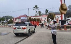 Kamsel Satlantas Polres Mura Gatur Pagi Rutin Cipkon Kamseltibcarlantas Aman dan Lancar