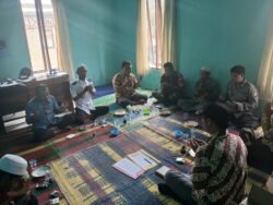 Melalui Komsos Babinsa Kodim 1009/Tla Menjalin Silaturahmi Yang Baik Dengan Warga Desa Binaan