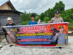 Piket Polsek kapuas tengah rutin imbauan larangan  karhutla kepada warga masyarakat.