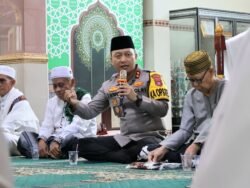 Kapolres Barsel Jumat Curhat Sekaligus Silaturahmi Di Masjid Al Mukarramah