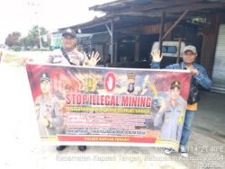 Cegah penambang liar, Personil polsek Kapuas tengah Rutin berikan Imbauan ilegal mining.