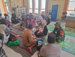 Sinergi TNI-Polri, Posyandu Nusa Indah Barabai Berjalan Lancar