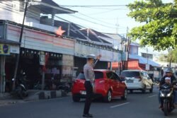 Hadir di Tengah Masyarakat, Satlantas Polres Kapuas Pengaturan Pagi