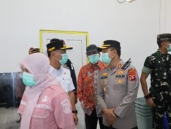 Kunker Bersama Gubenur Dan Pangdam, Kapolda Kalteng Di Dampingi Kapolres Barsel Tinjau Pelaksanaan Makan Bergizi Gratis Di Barsel