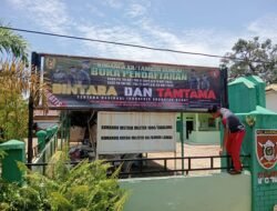 Koramil Jajaran Kodim 1008/Tabalong Pasang Spanduk Sosialisasi Rekrutmen TNI AD