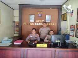 Guna Mencegah Terjadinya Gangguan Kamtibmas Terhadap Personil Dan Markas Komando (Mako), Personil Polsek Kapuas Barat Lakukan Siap Siaga Mako