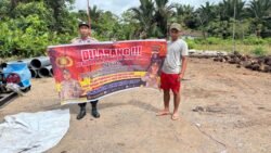 Polsek Kapuas Barat Memberikan Sosialisasi Antisipasi Karhutla Kepada Masyarakat