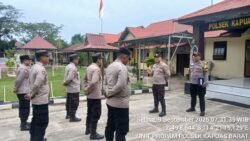 Sebelum Melaksanakan Tugas Piket SPKT, Polsek Kapuas Barat Wajib Lakukan Apel Pagi