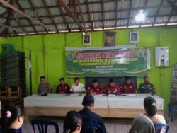 Polmas Polsek Kapuas Barat,Menghadiri Kegiatan Musdes RKPDes dalam rangka Pembahasan Rencana kerja Pemdes Tahun 2026 dan Penyusunan Daftar usulan tahun 2027 Desa Penda Ketapi