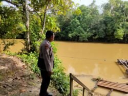 Siaga Banjir di Rungan: Polsek Rungan Tingkatkan Kesiapsiagaan dan Edukasi Masyarakat