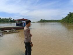 Edukasi dan Kesiapsiagaan: Polsek Sepang Dampingi Masyarakat Hadapi Risiko Banjir