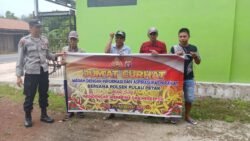 PERSONEL PULAU PETAK LAKSANAKAN KEGIATAN “JUM’AT CURHAT” GUNA MENDENGAR KELUHAN MASYARAKAT SECARA LANGSUNG
