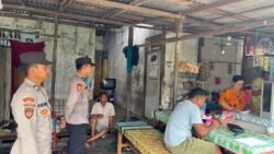Personel Polsek Jelai Laksanakan Patroli Dialogis, Ajak Warga Jaga Harkamtibmas