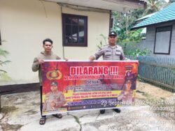 Polsek Kapuas Barat Memberikan Sosialisasi Antisipasi Karhutla Kepada Masyarakat