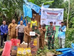 Rumah Roboh Tertimpa Pohon, Babinsa LAU Hadir Berikan Pendampingan dan Dukungan