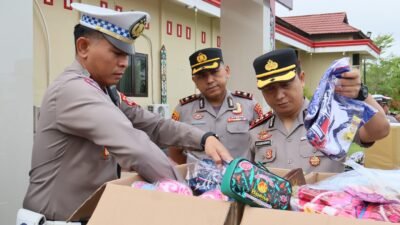 Dari Polres Barsel Untuk Sumatera, Kapolres Pimpin Pelepasan Bantuan Sosial Kemanusiaan Untuk Korban Bencana