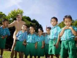 Holding Perkebunan Nusantara Apresiasi Guru Kebun, PalmCo Perkuat Akses Pendidikan di Wilayah Operasional