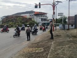 Polres Murung Raya Giatkan Gatur Pagi Rutin Di Jam Sekolah