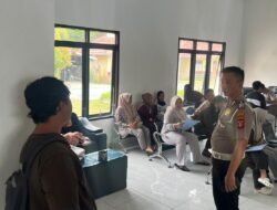 Satlantas Polres Murung Raya Layanan SIM Secara Edukatif Melalui “Polantas Menyapa” Berinteraksi Bersama Masyarakat