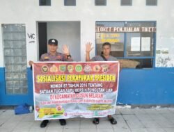 Personel Polsek Dusel Gencar Sosialisasikan Larangan Pungli Dengan Warga