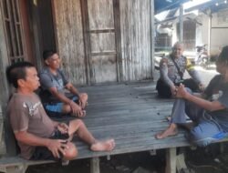 Personel Polsek Dushil Sosialisasikan Larangan Penambangan Liar Dengan Warga Masyarakat