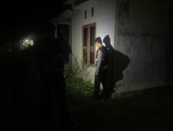 Satsamapta Polres Bartim Lakukan Observasi di Perumnas Pondok Karet pada Dini Hari, Cegah Perampokan