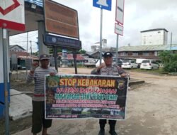 Personel Polsek Dusun Selatan Terus Melakukan Sosialisasi Larangan Karhutla Dengan Warga Masyarakat