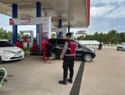 Polres Murung Raya Patroli Pantau Antrian di SPBU Puruk Cahu