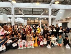 Sambut Ramadan, Holding Perkebunan Nusantara Melalui PT IKN Salurkan Santunan Anak Yatim
