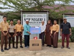 Holding Perkebunan Nusantara melalui PTPN IV Regional III Salurkan Rp2,4 Miliar untuk Perkuat Ekonomi dan Pendidikan di Rokan Hulu