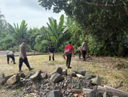 Polres Murung Raya Dukung Gerakan Indonesia Asri Dengan Bersihkan Dilingkungan Mako