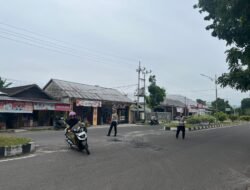 Jamin Kamseltibcarlantas, Satlantas Polres Sukamara Masifkan Pengaturan Jalan di Jalur Utama dan Sekolah