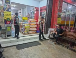 Antisipasi Premanisme, Patroli Malam Polres Sukamara di Toko Depika