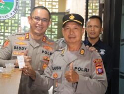 KETELADANAN PIMPINAN, KAPOLRES SERUYAN JADI YANG PERTAMA JALANI TES URINE