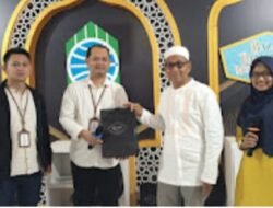 Warga Pontianak Utara Terima Bingkisan dari Bank Kalbar di Bazar Ramadhan 1447 Masjid Raya Mujahidin