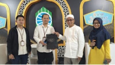Warga Pontianak Utara Terima Bingkisan dari Bank Kalbar di Bazar Ramadhan 1447 Masjid Raya Mujahidin