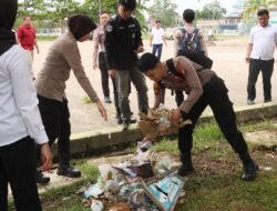 Polisi Gelar Bakti Religi Kurve Di Masjid Al-Istiqlal Murung Raya
