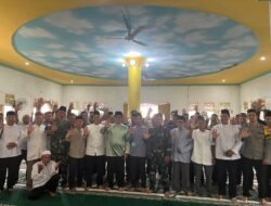 Perkuat Ukhuwah Islamiah Danramil 07/Teluk Keramat Laksanakan Safari Ramadhan bersama Forkopimda Kab. Sambas.