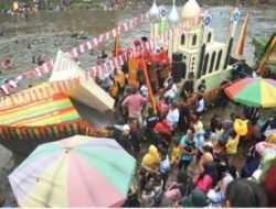 PTPN IV Rawat Tradisi Balimau Kasai di Rokan Hulu